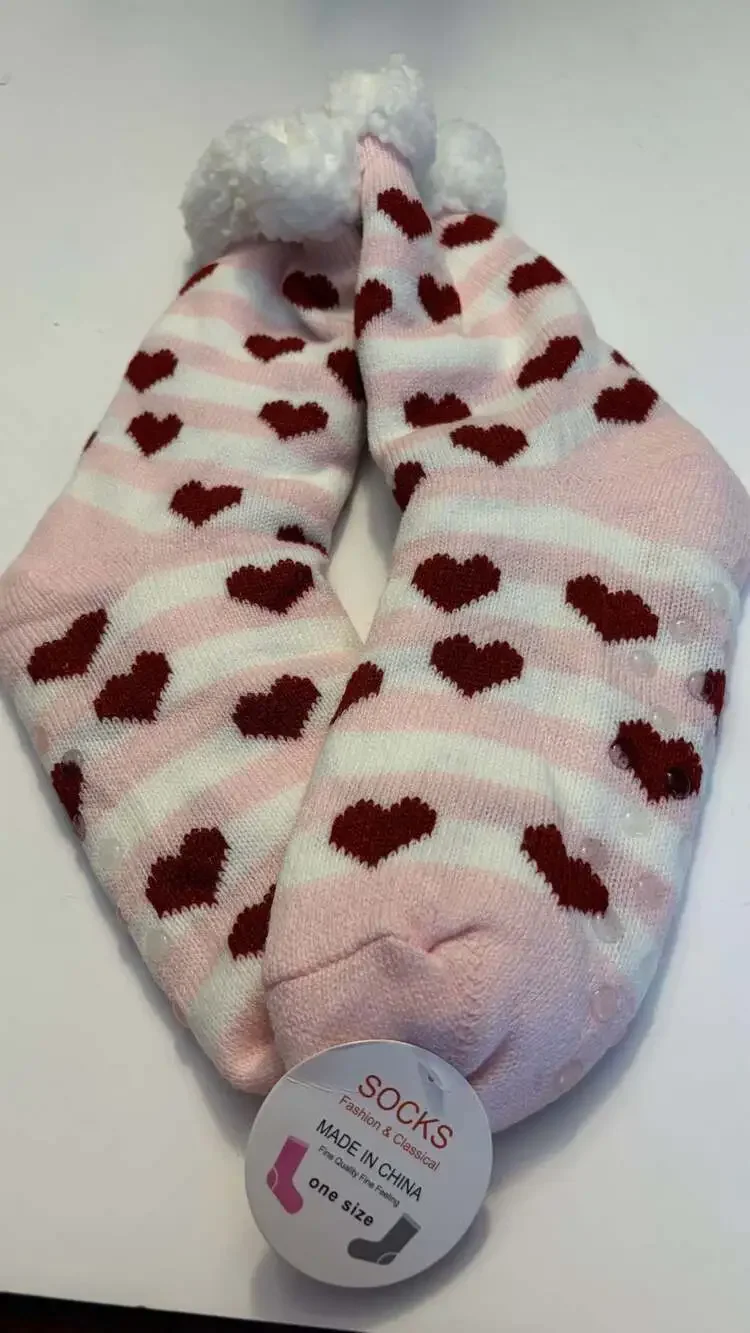 Women’s OS Slipper Socks Pink White Hearts Non-Slip Gripper Sherpa Lined